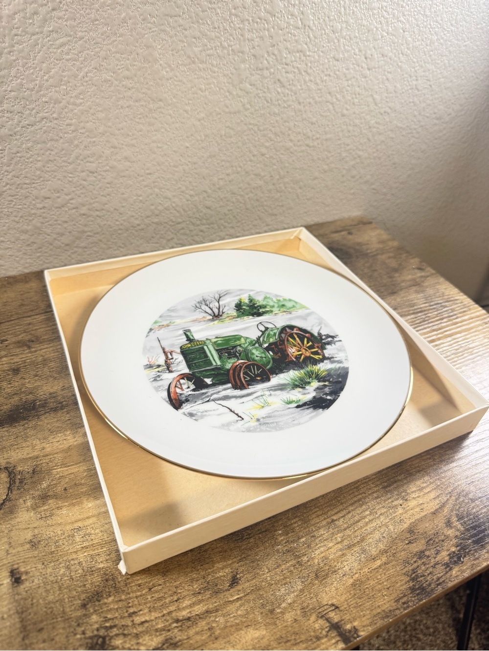 John Deere “Snowbound” Collector Plate 1984 Raymond L. Crowe Limited Edition - Picture 3 of 10